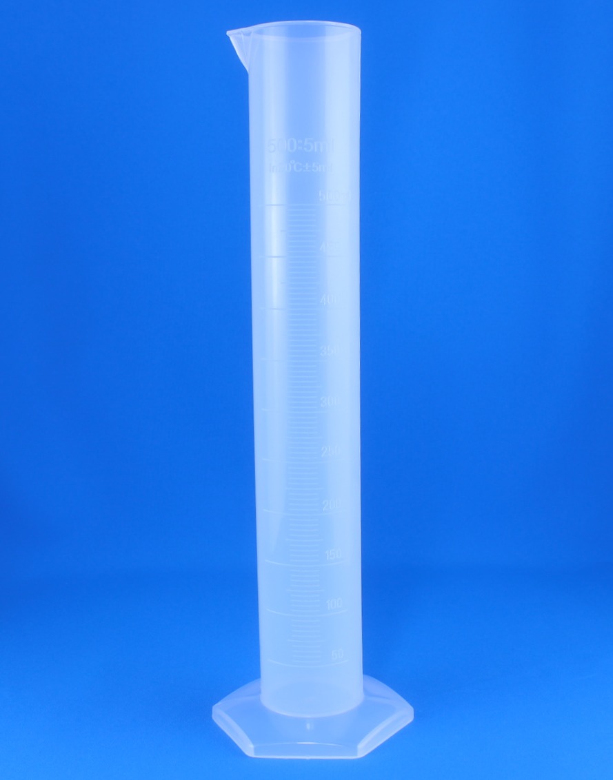 Цилиндр 100 мл с носиком (объёмная шкала)